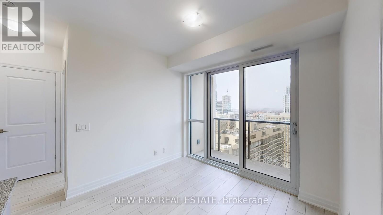 55107cae19eee82b3a975a3193a3d9ba