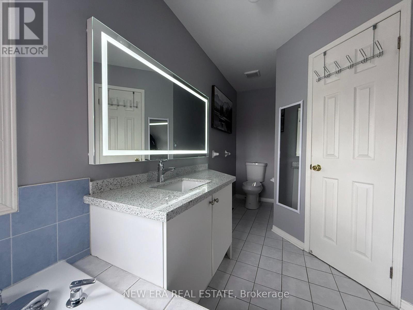 99fd65d7f60dab5d73424459ec40fc6e