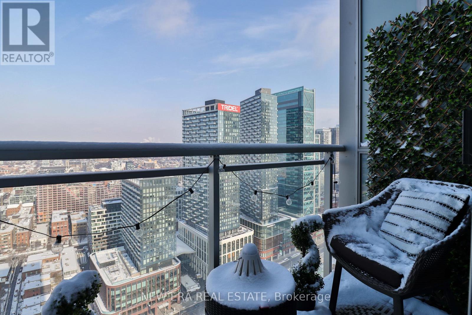 ed3dfd781d8fb7ad2197bdb9008ad352