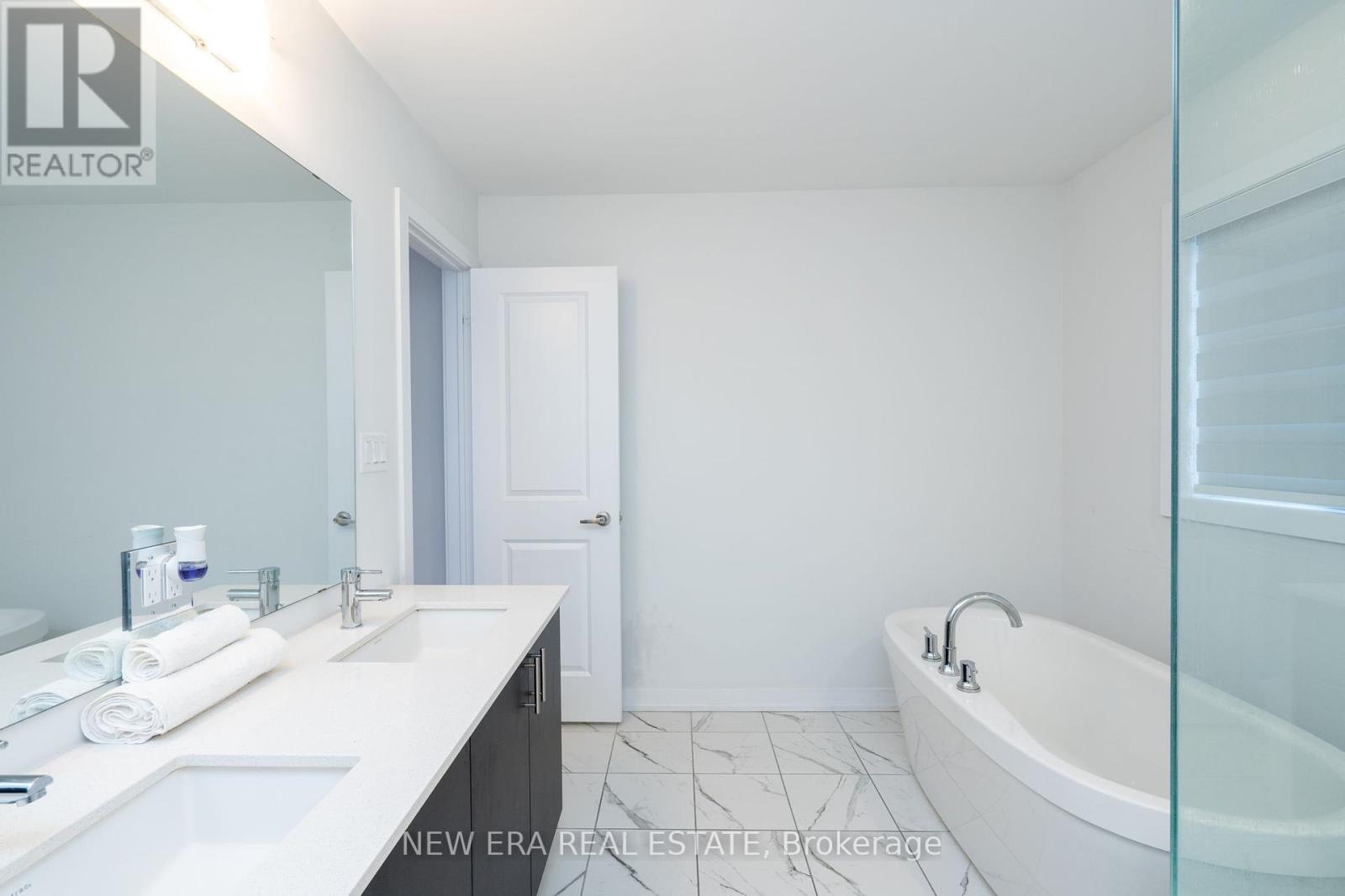 289241984f1bcf78ded50d89f2e6b00a