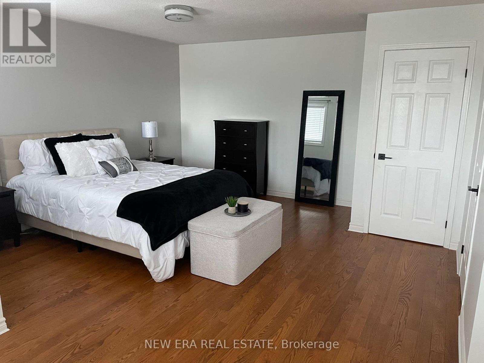 42d5c66a4efac84e9b65f2a75ae2c2aa