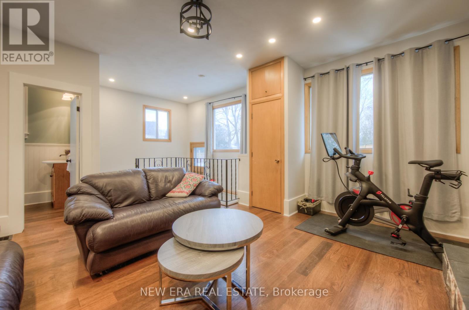 507d77680c2da44b0418c7f3cebbb5a9