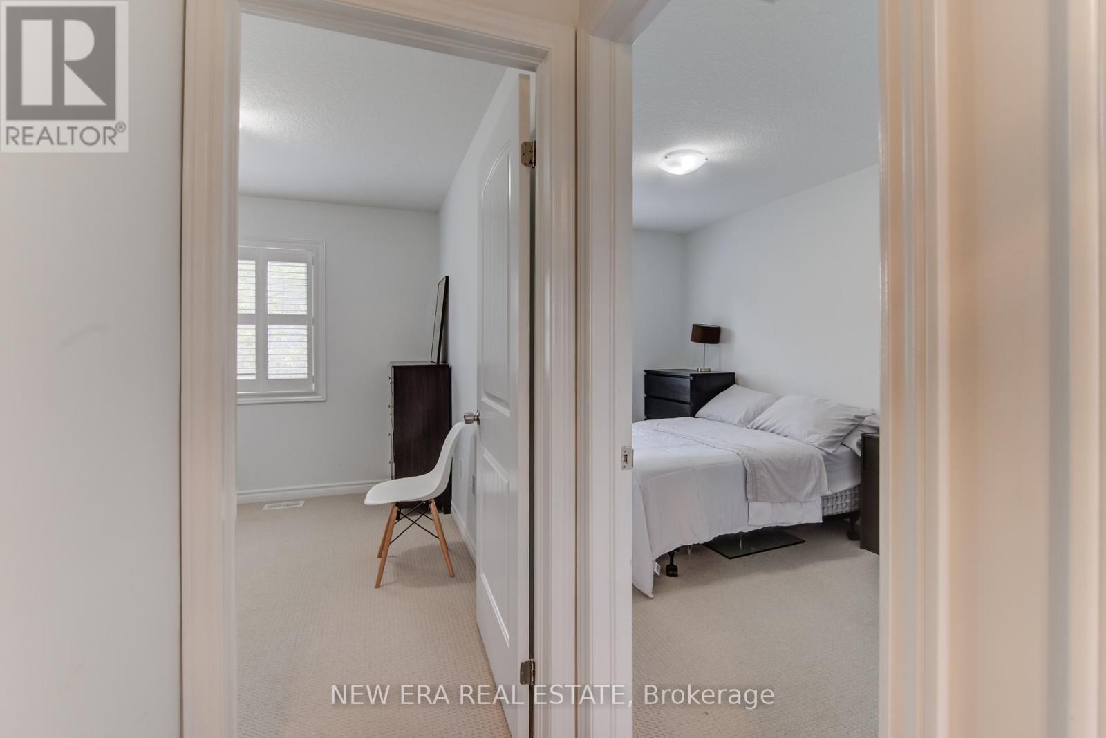 5e483cde36de61155a429a02f1baf4be