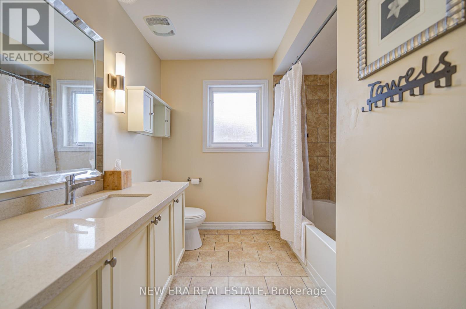 d27742388eebf45794d5a6a4da1cd9b1