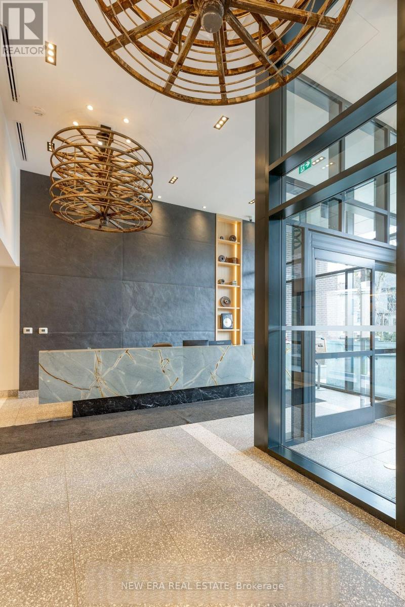 e070d391d87edeffc54cf7b4da64b83c