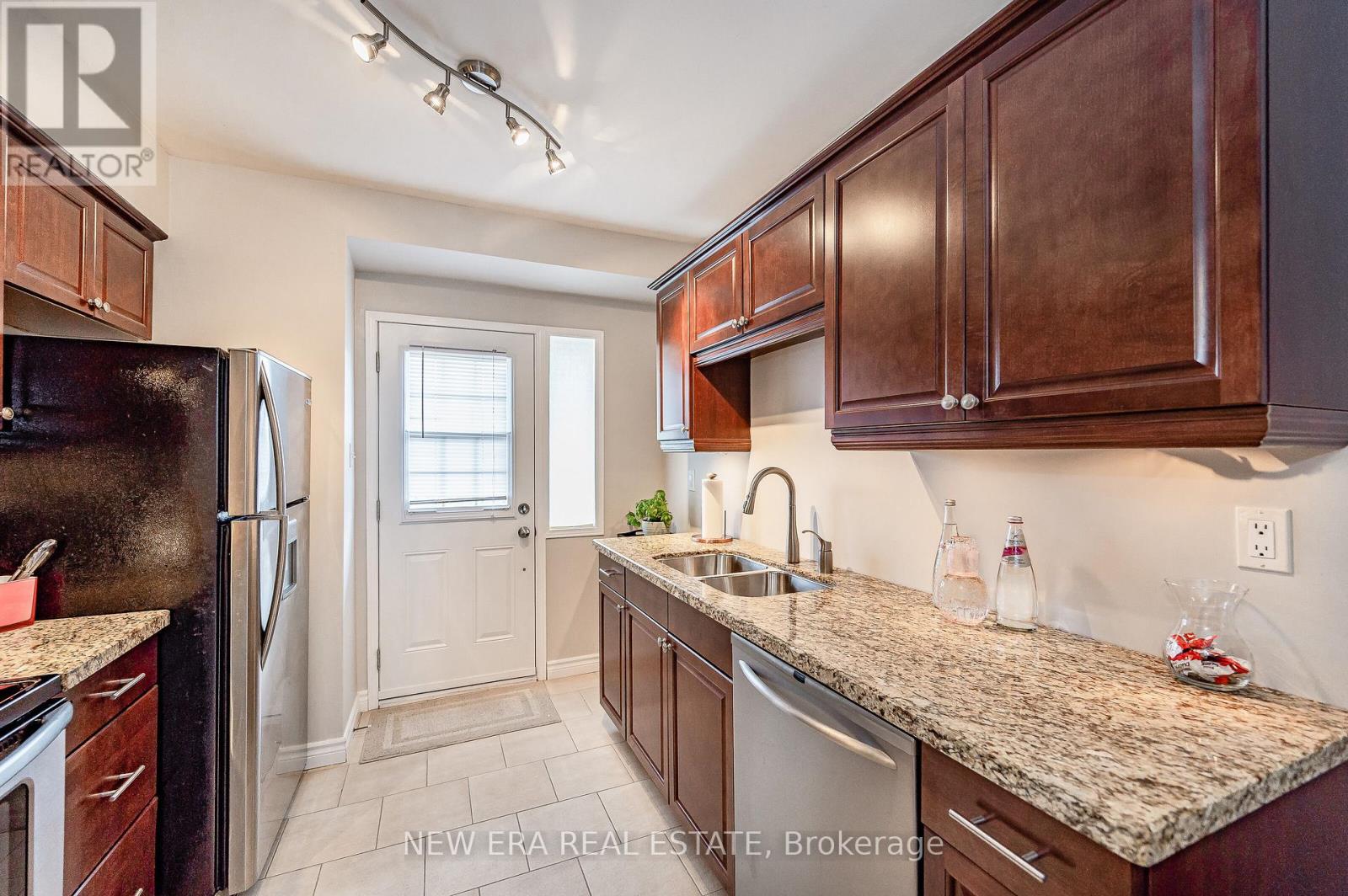 fde76c8b0632c4c34e0cab9fcdb2c0b7