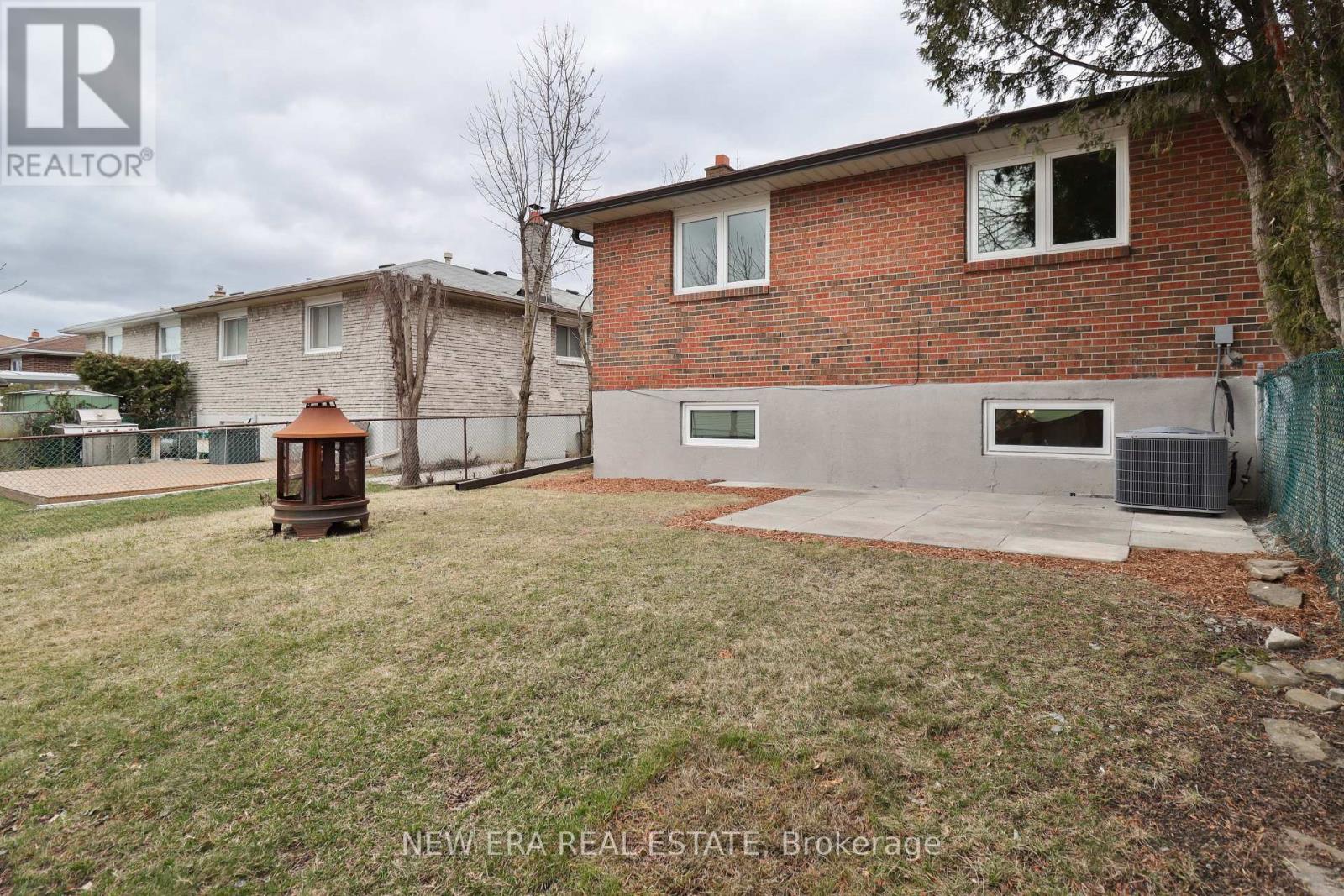 3143be7d82f4d112ed97f1100bccb26f