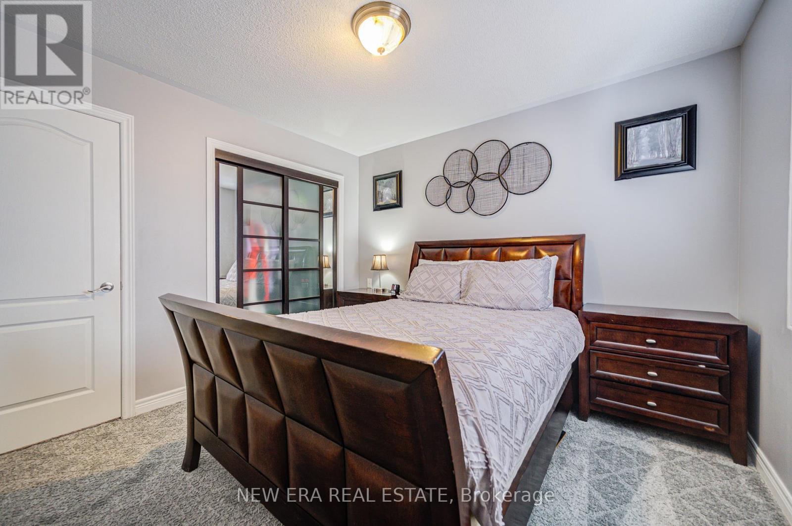 337010257d55729dabd00290e4d5243b