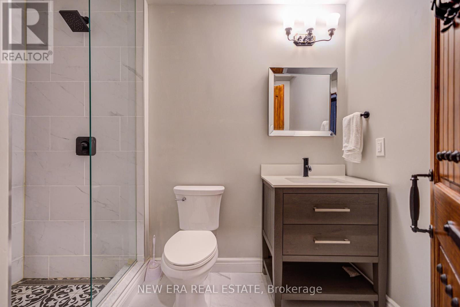 6dfbac118f8ba93a0ef0861f0bbbe368