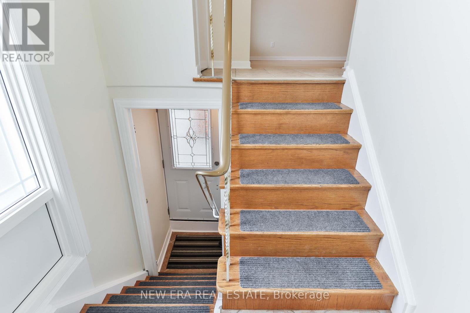 774175d323d054ebbe7a5e05b899aff3