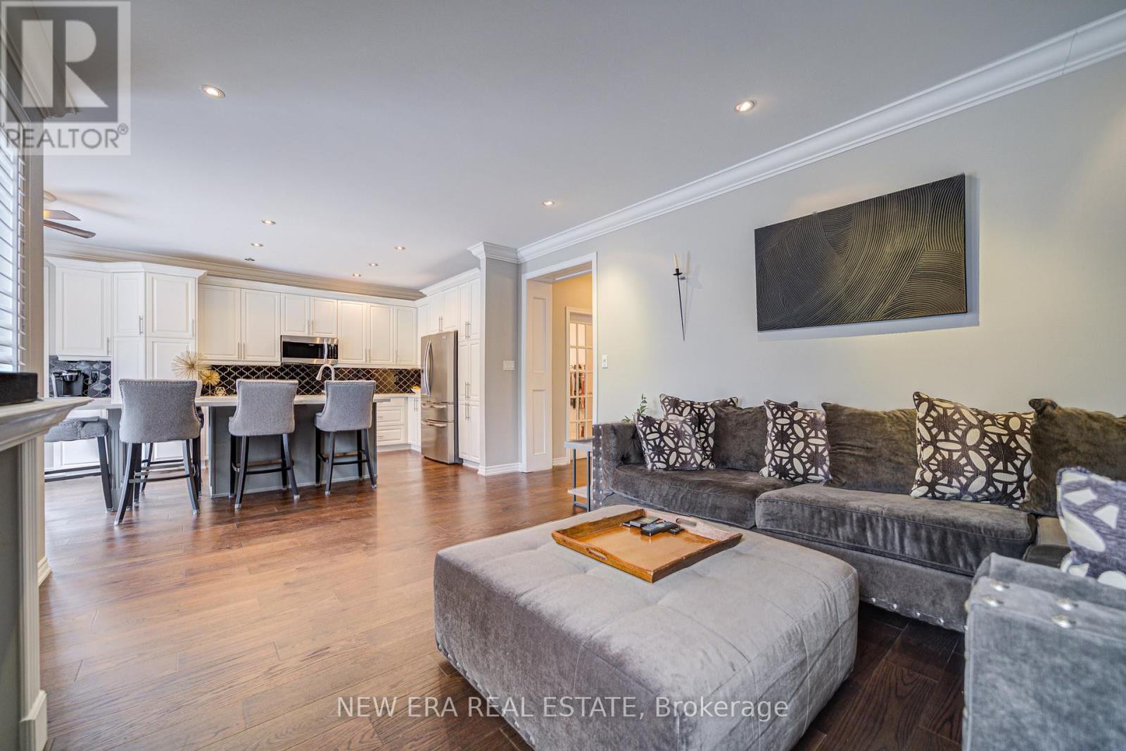 a31ac7aad70c25c5ad16fa1e1e4970f0