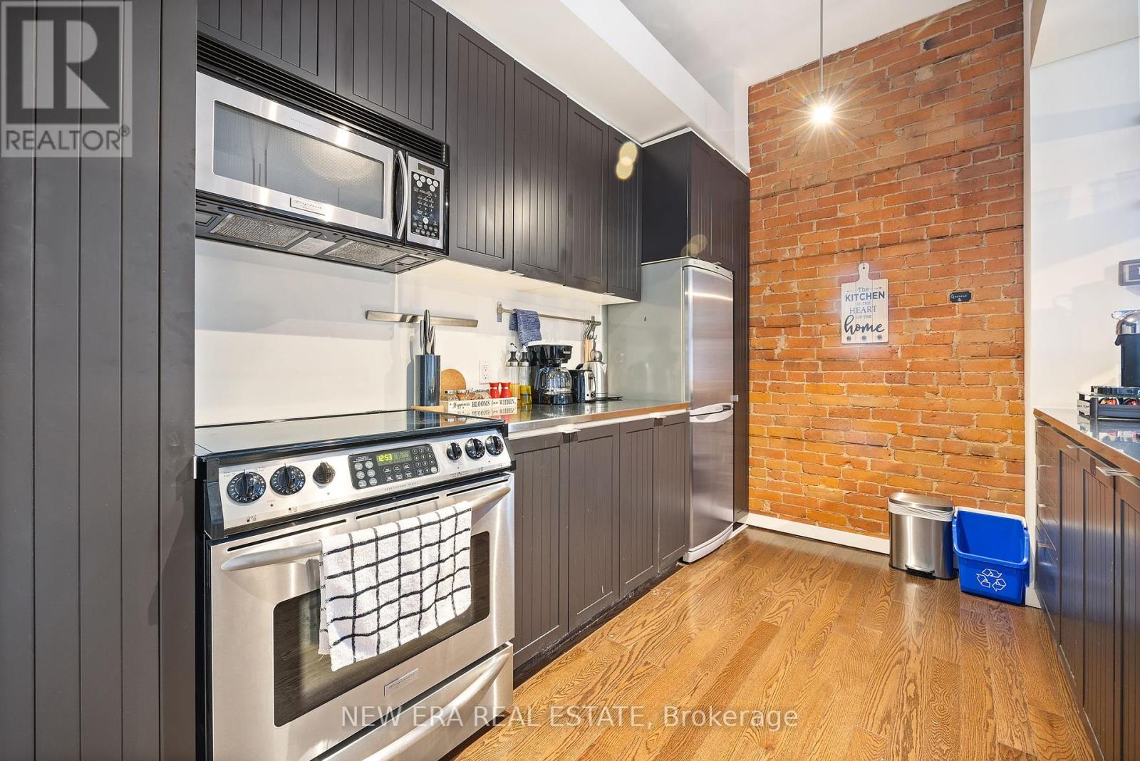 c9f55c5b60d0e775d2f09e1c5516aeb8