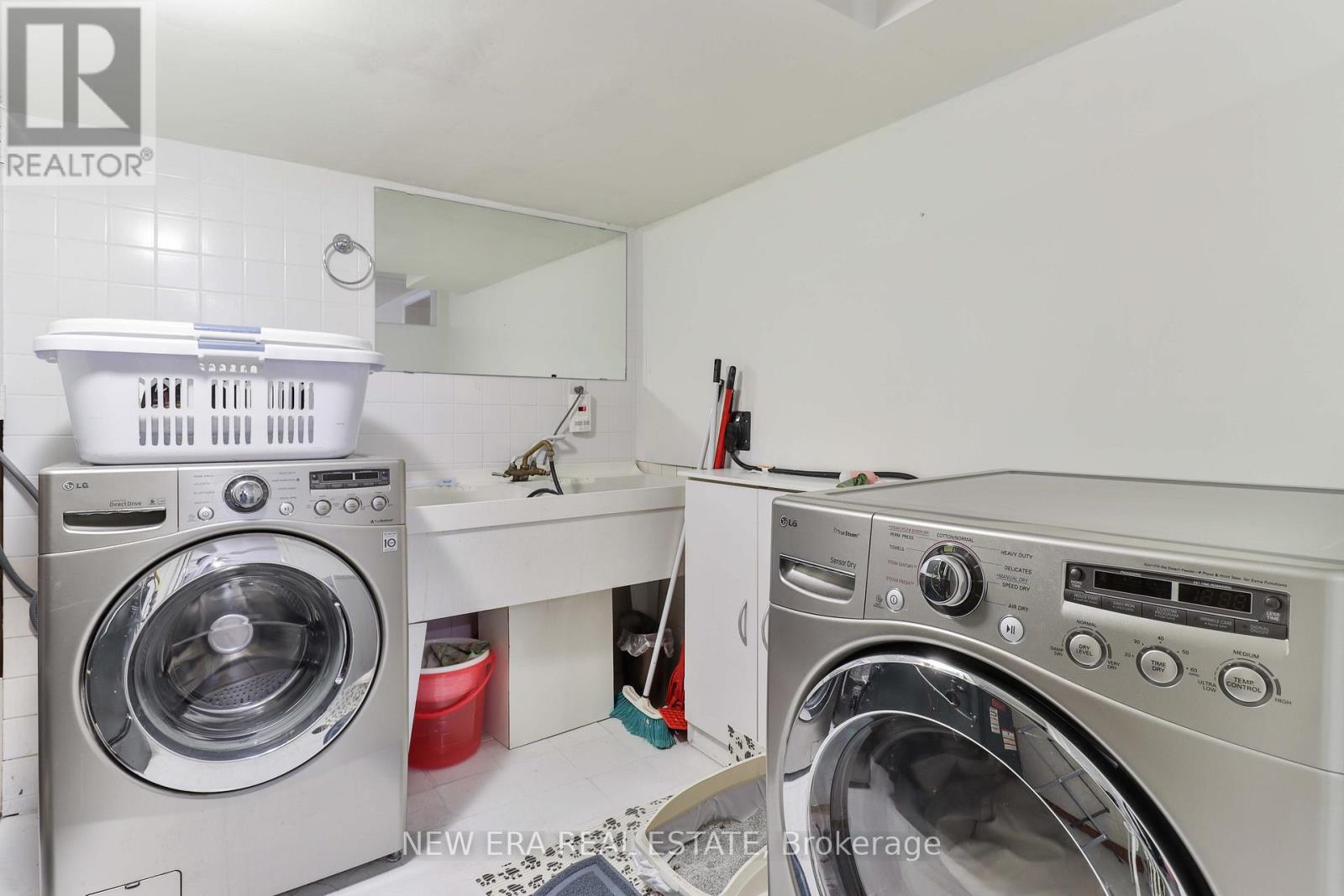 cd5dc43b672bb6d10cc2135253a3ef66