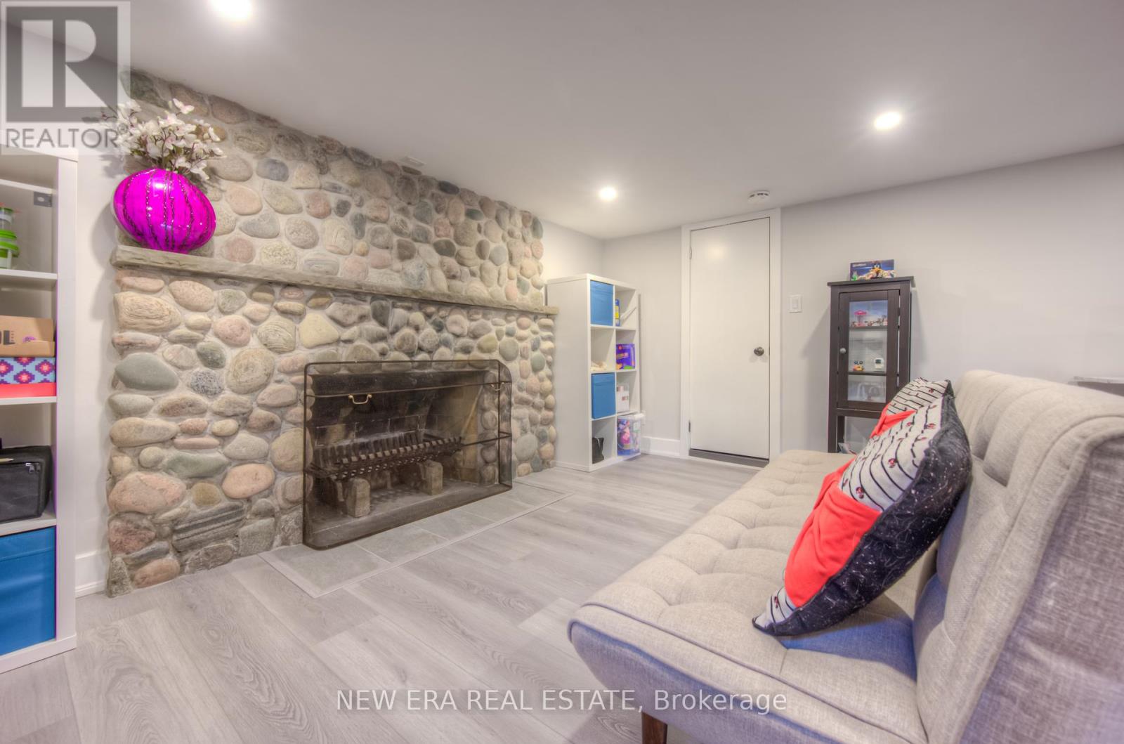 f2fbea299c2ce518feb37aad306a2404