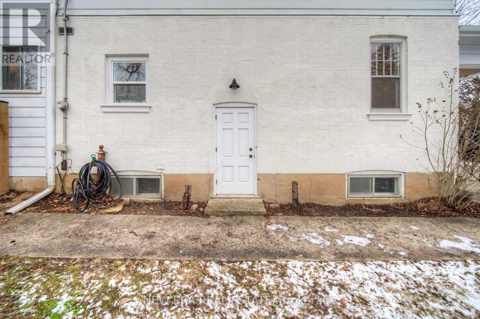 f9537383e48eec985cf94ef0abd06490