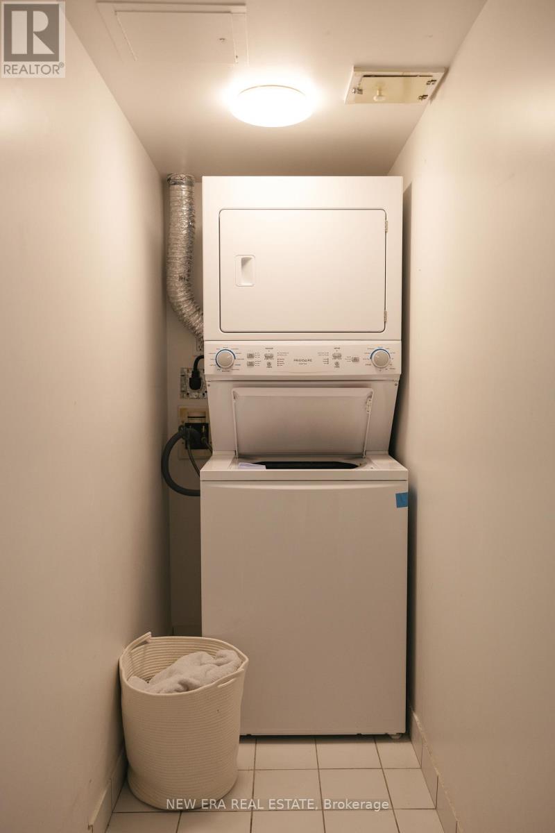 02d3a1c6c2c02c967d70a7bf83f1a8ba