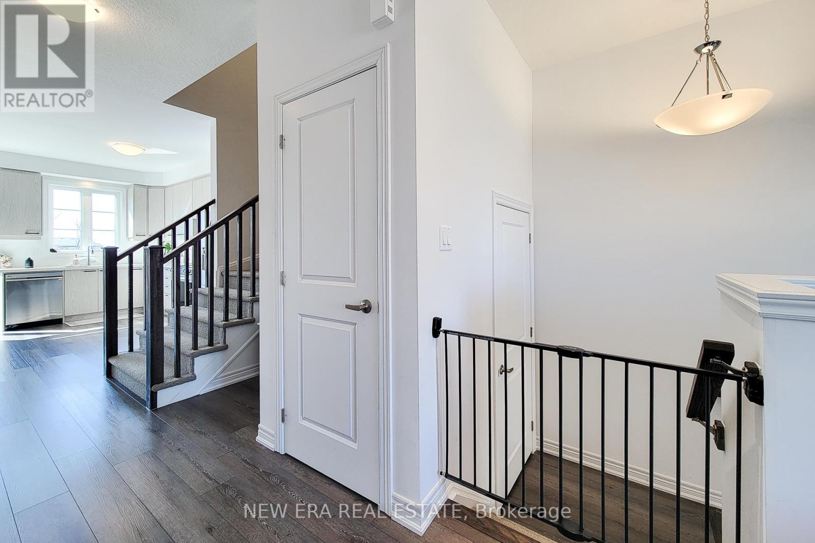 54f392fd07566bf0557eec9383bedd0e