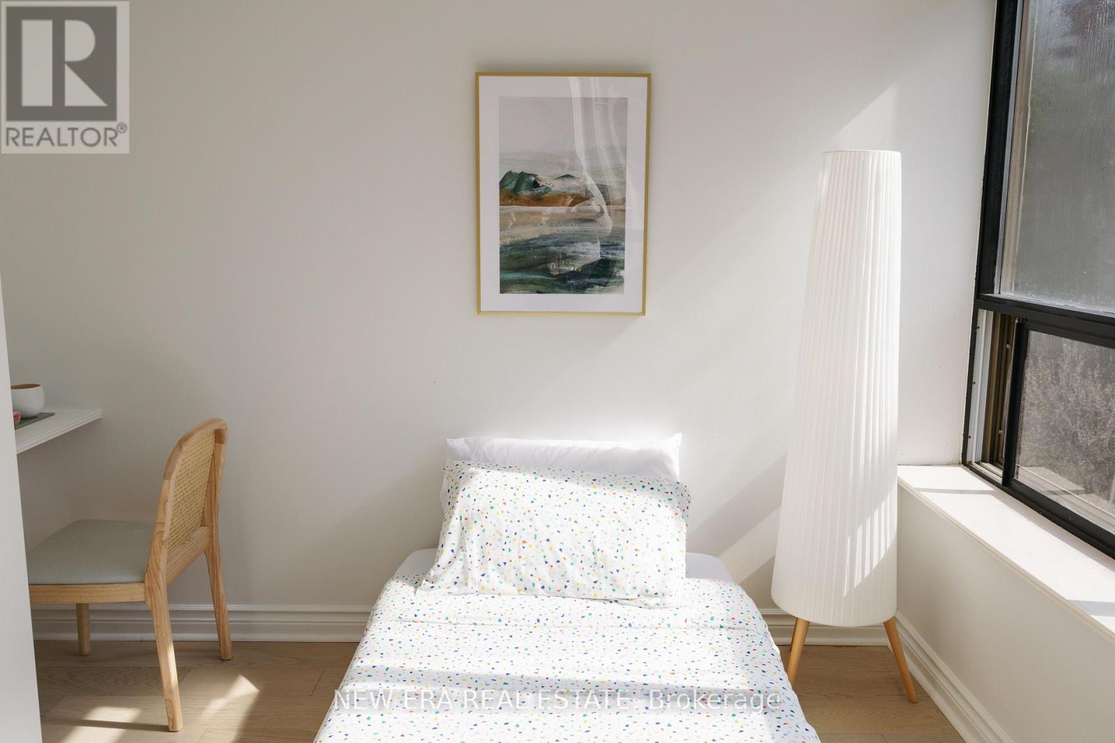 da843eac60e01568b7b04468cdc8f6b2