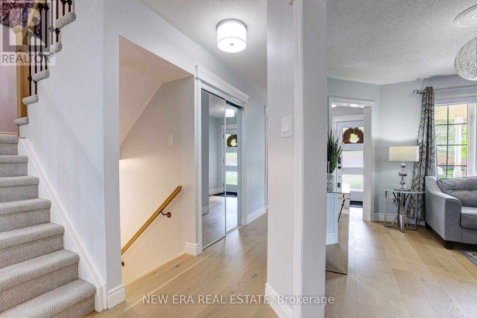 eaceebb2f7df41b8393150a7f660dfed