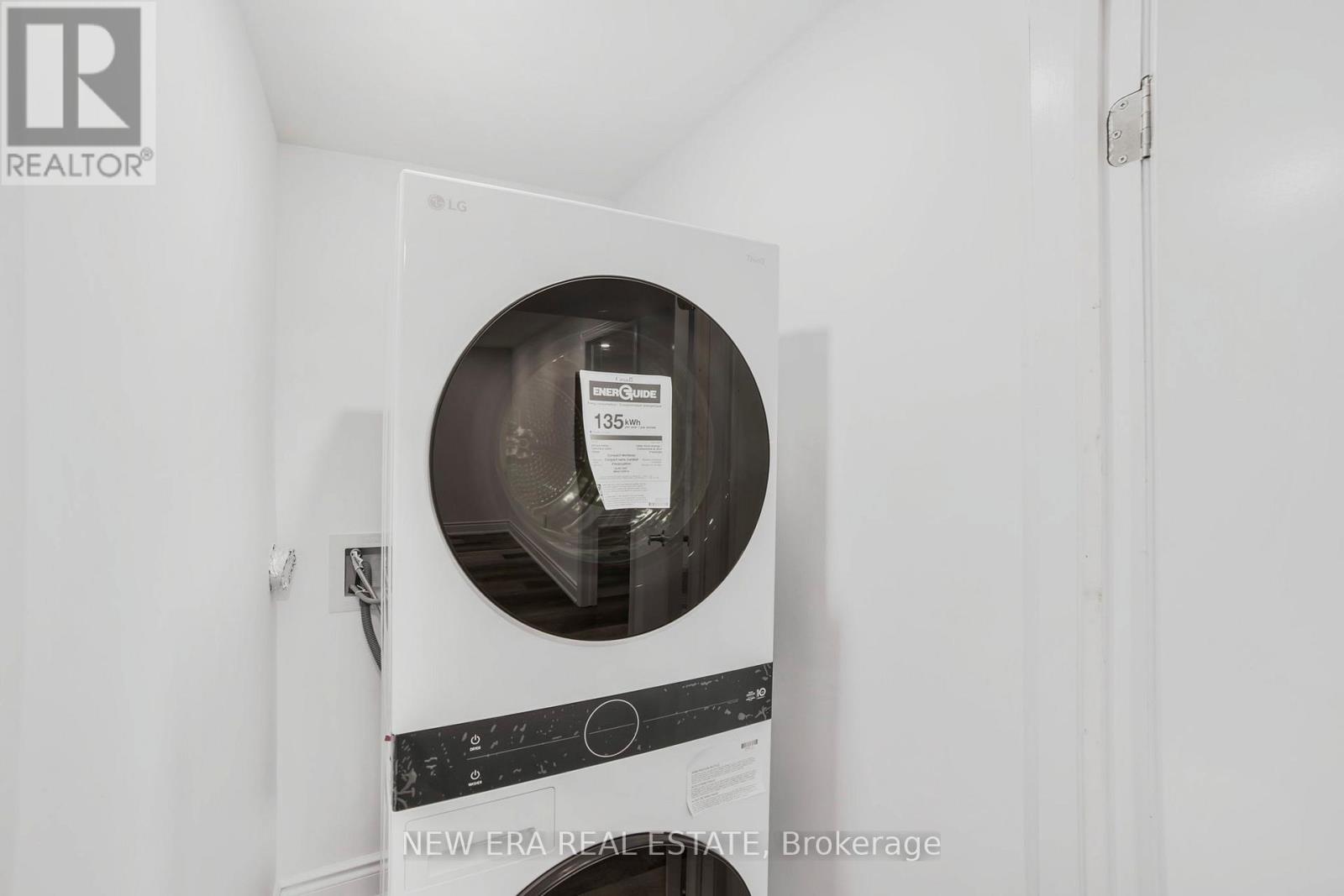 1460a3fbe6f244863131b4f3c0115581