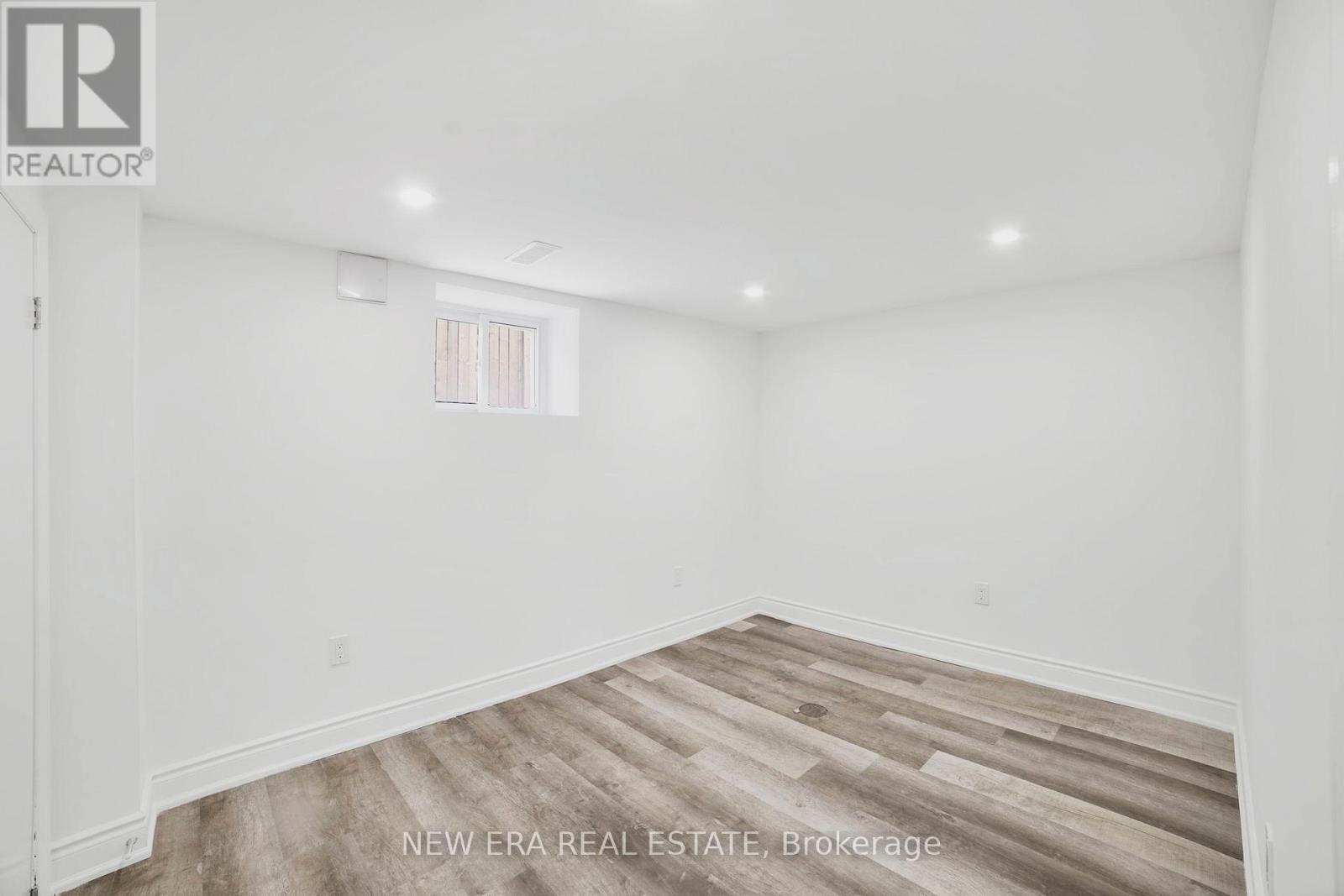 14d5adb2ab5cf5f0d17e1f0aa1ec3dd3