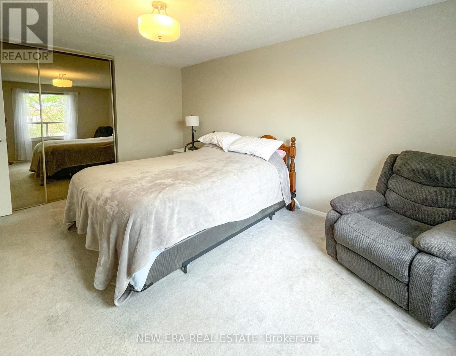 3e568296ba600dc04143eedf476cf125