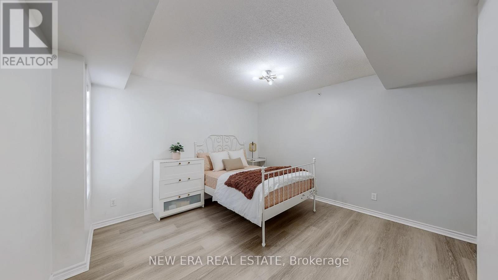 42751e95b73642778403197ebfac03e9