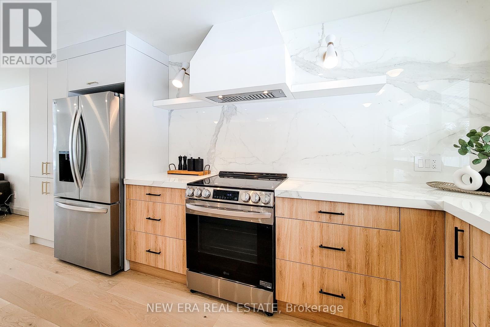 5b7ce1a6dec202fb4959eb944563e92c