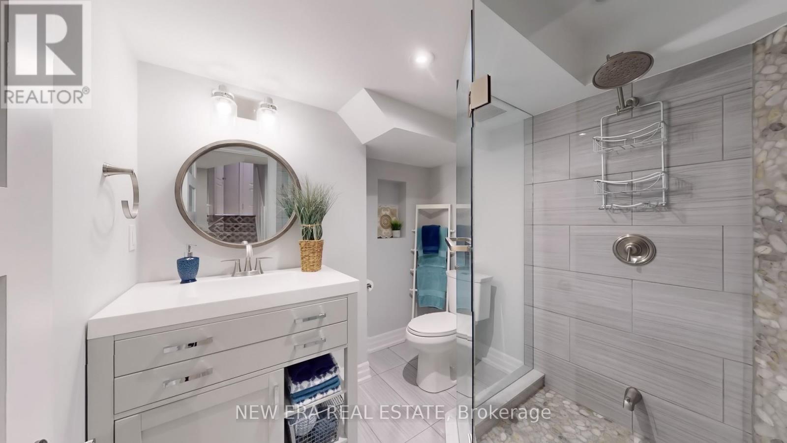 7101f26a4c0ed375d8bddea24208772b