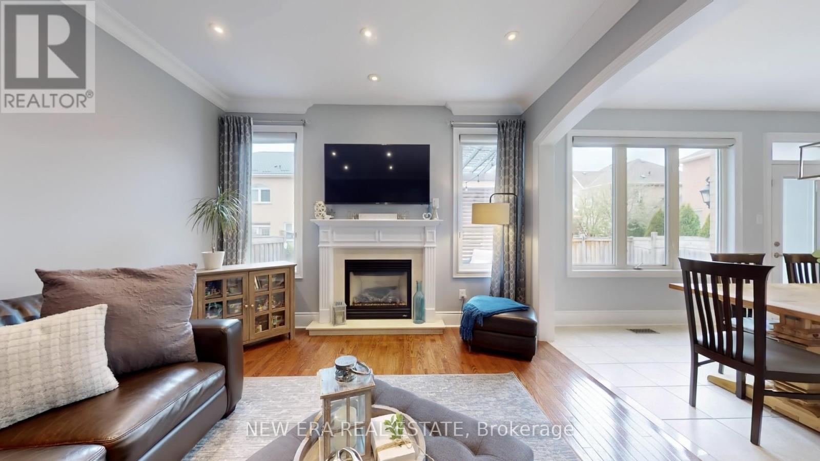 808209236eba7b0f83b50ab633c4f3fe