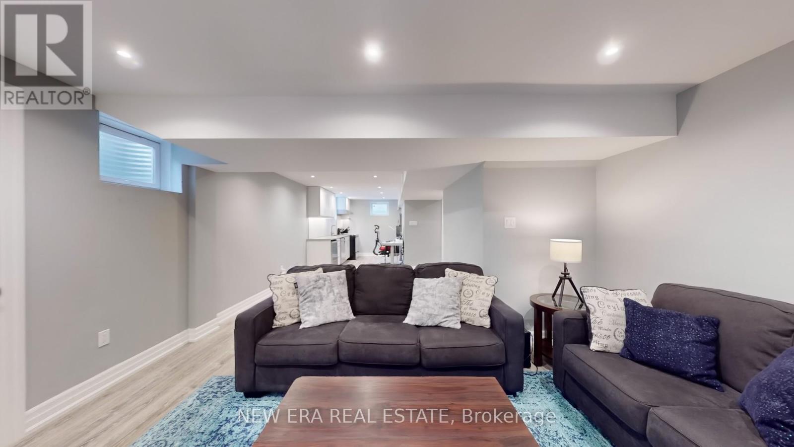 a0bd2cbfe8e049b055718cd319637f37