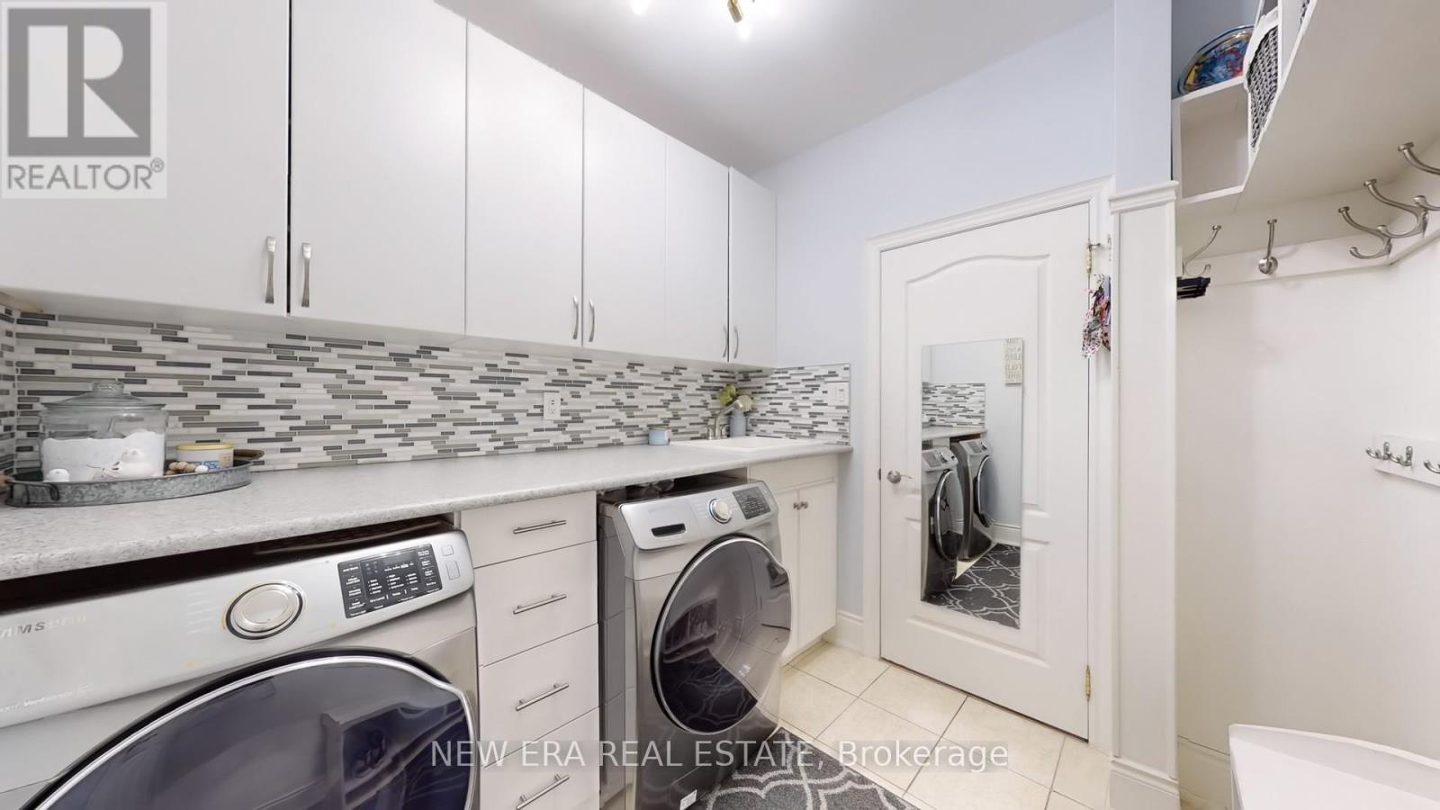 e52df422d51957368fb351eef7a78b38