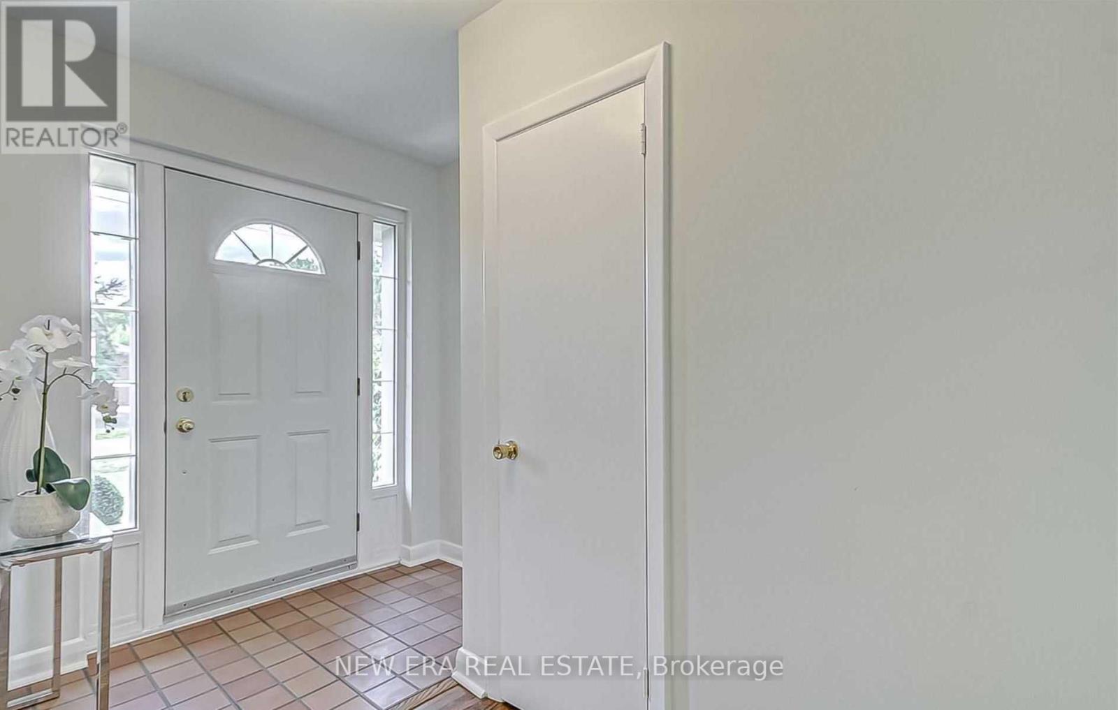 f513e7245e701a52619c8c63556195c5