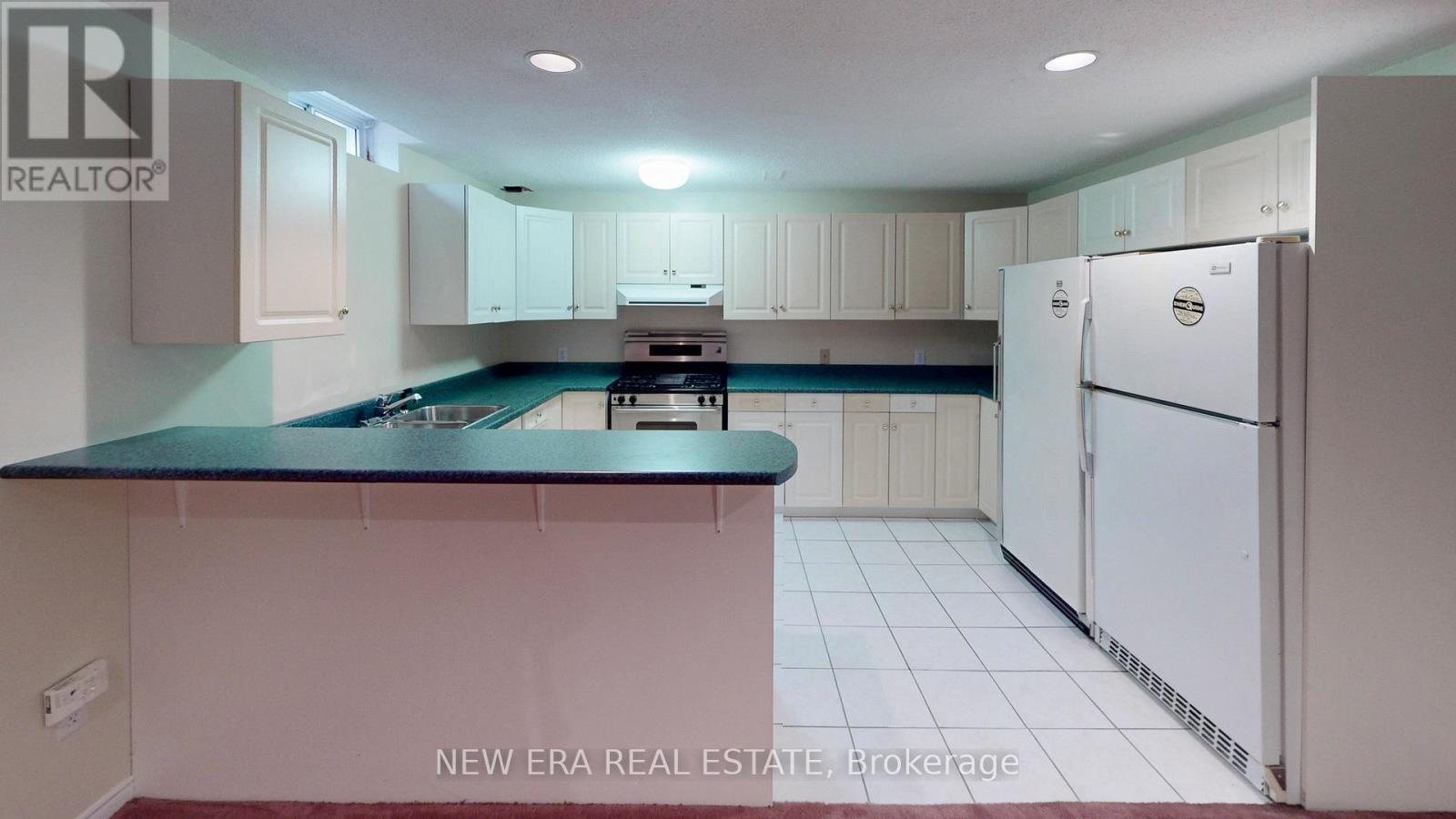 0c46a8f994d8aaff98cbaefce165d74f