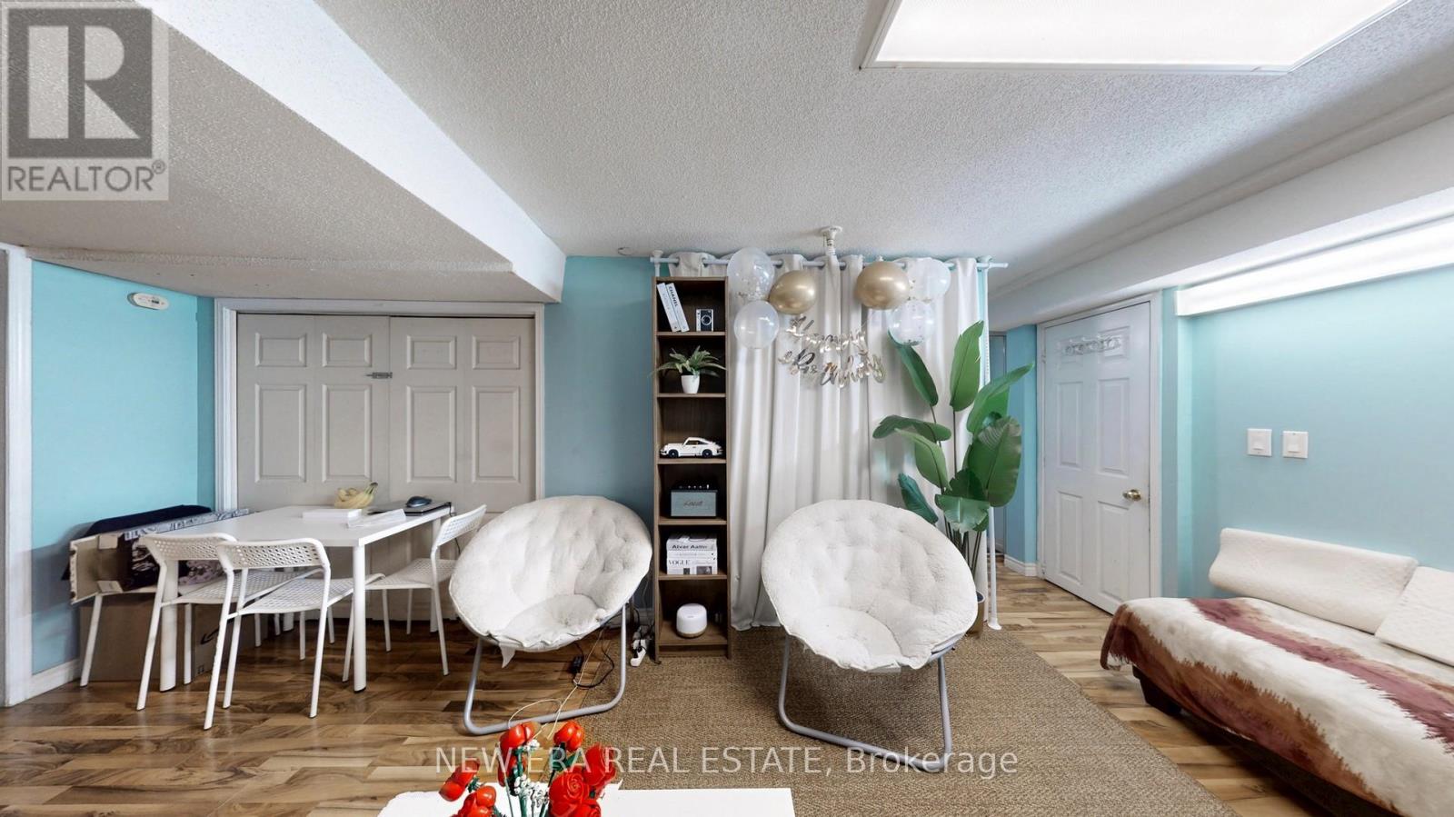 2e8357436b311f802b5bb93c01269825