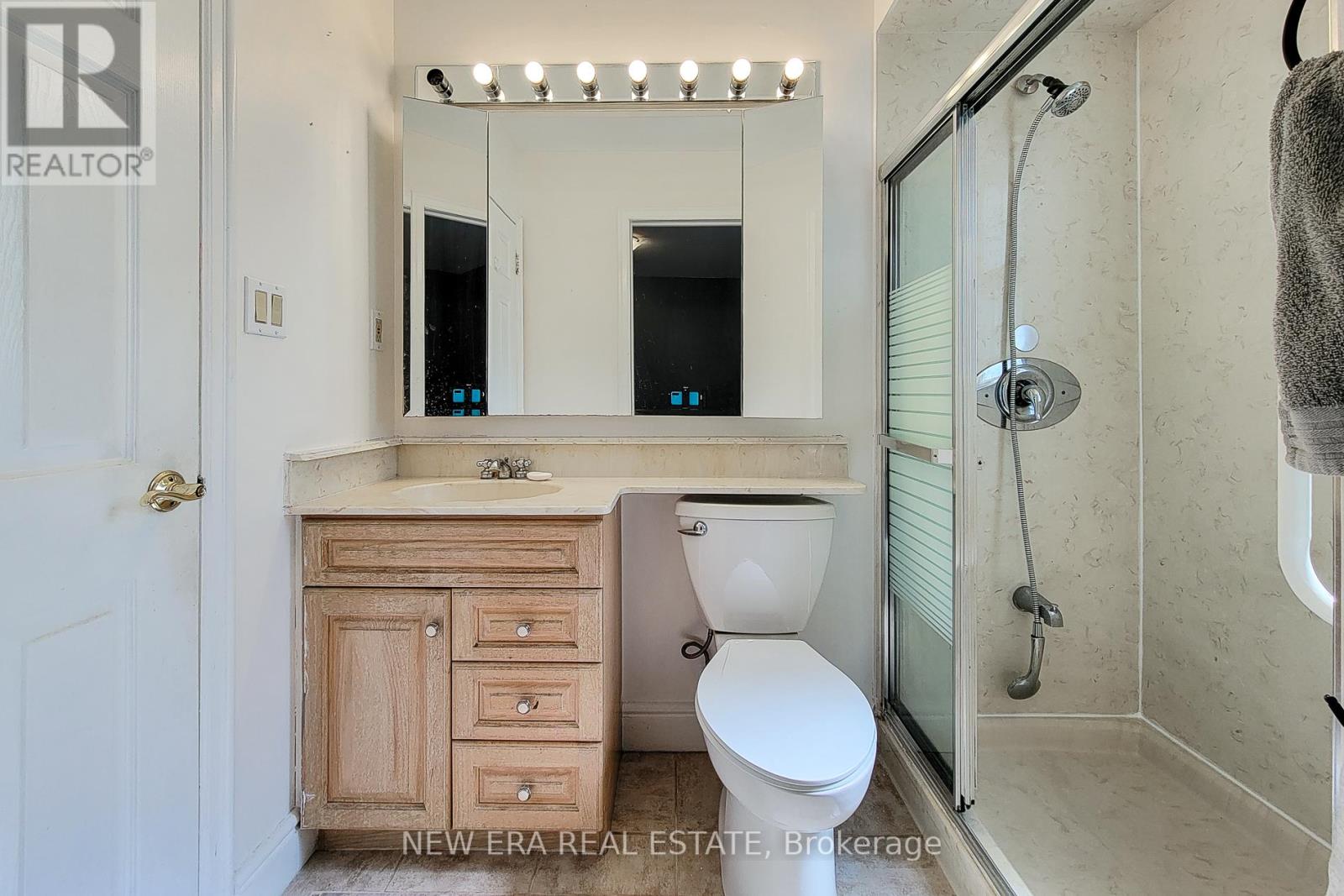 3fe3fe78034b580e99ca1cf56272428d