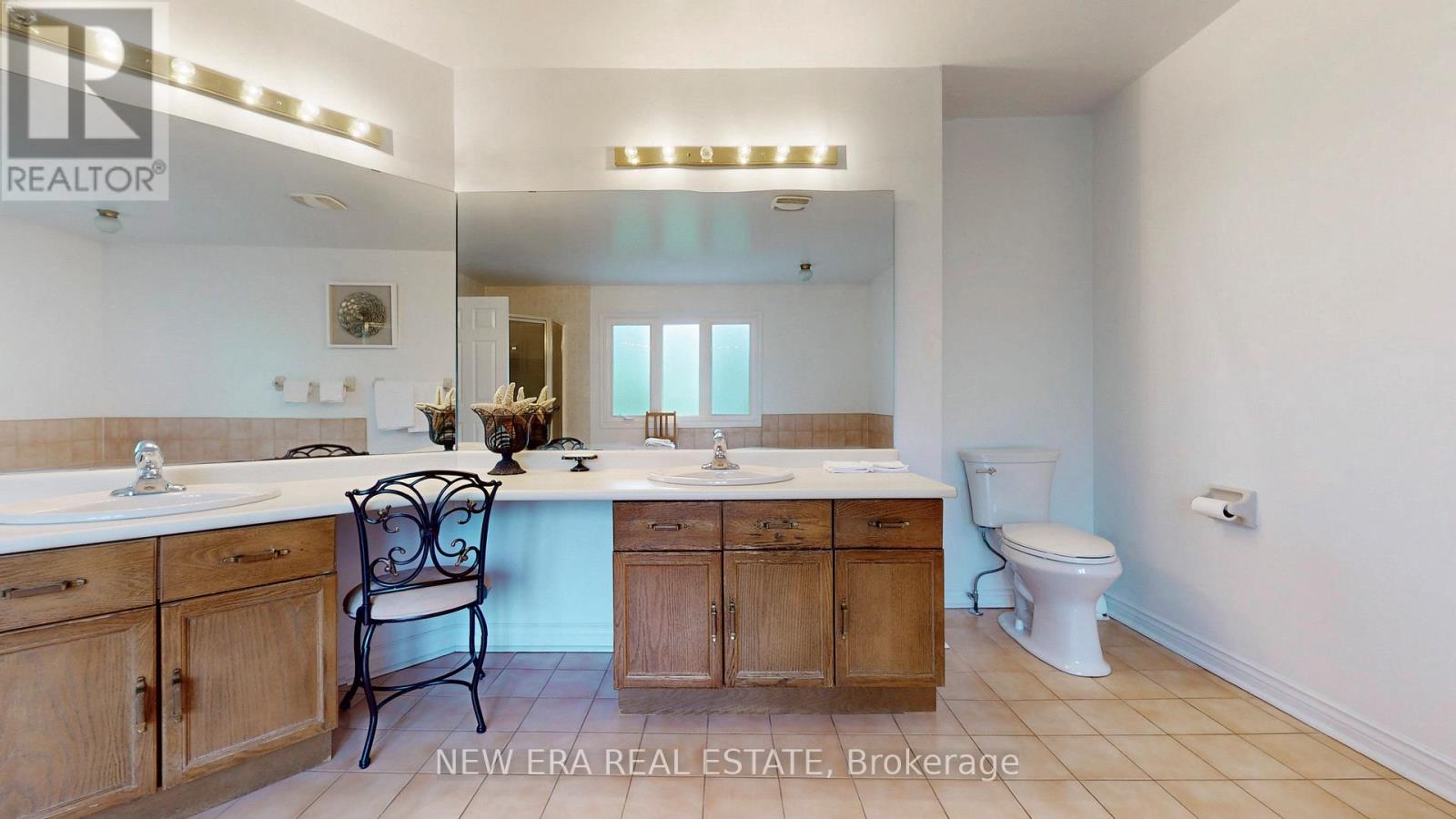 40e0beece0d0408ec4a4cb3aff353cd5