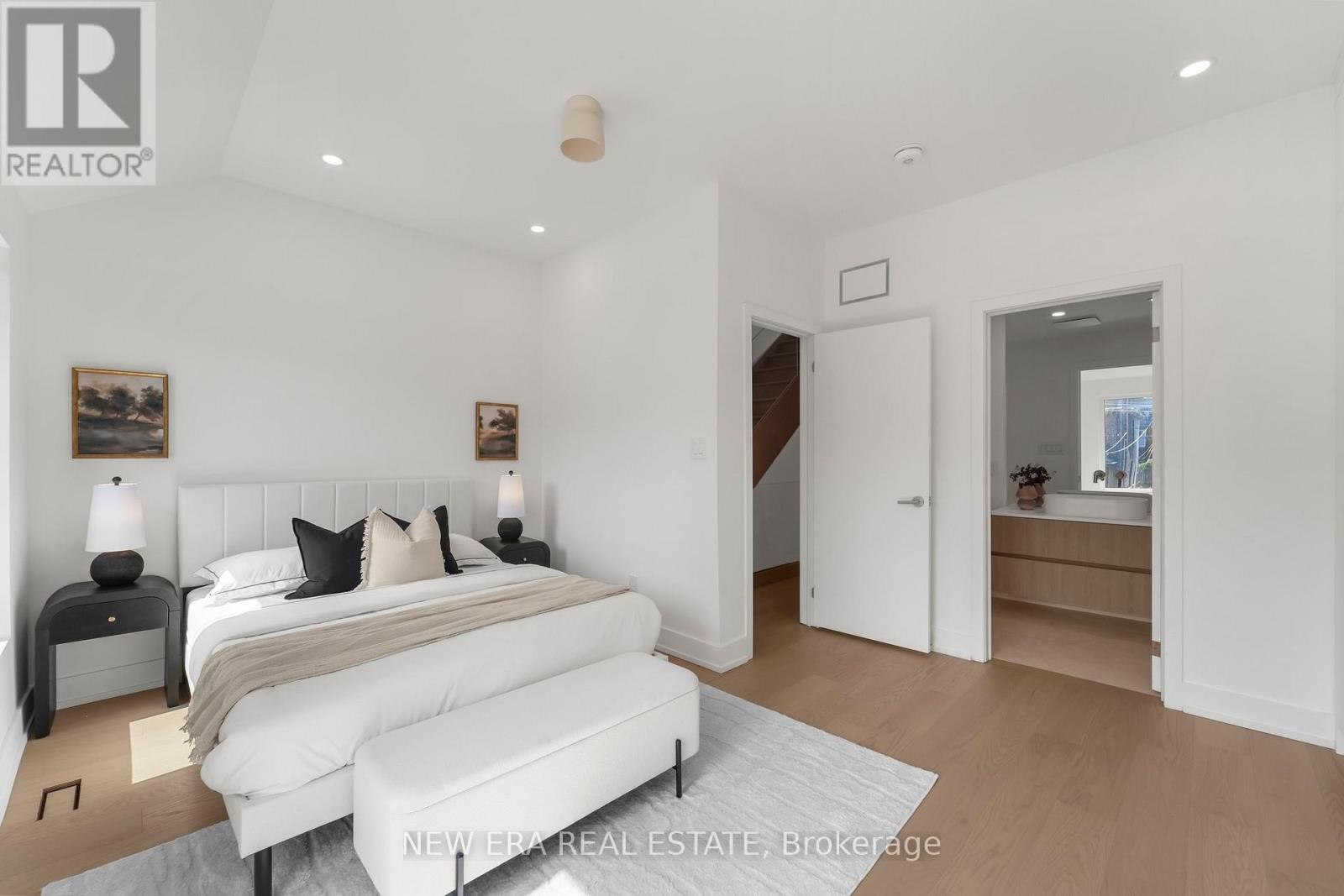 561e35f624643df0441d85055424788c