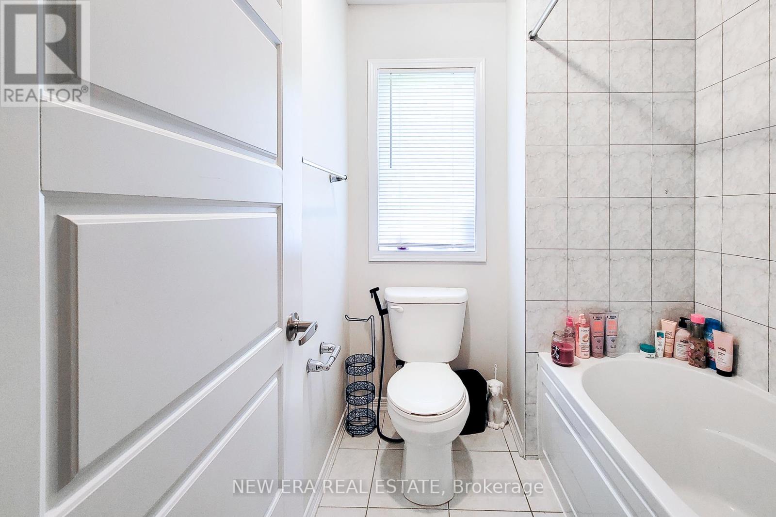 77a7910fbeb9058bd57bd6ccac75855c