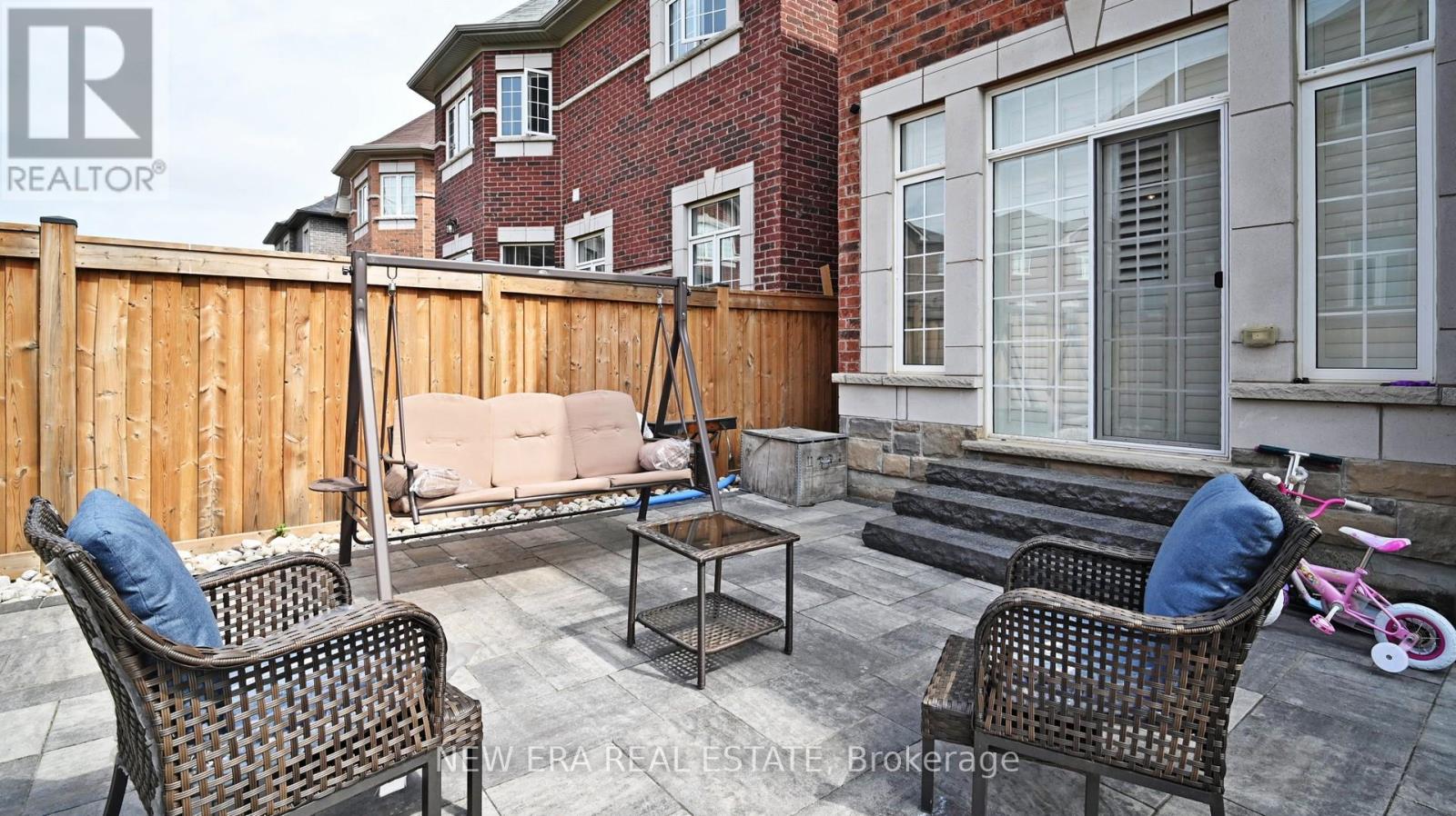 7d46999201ba131d6808257fb971b62d