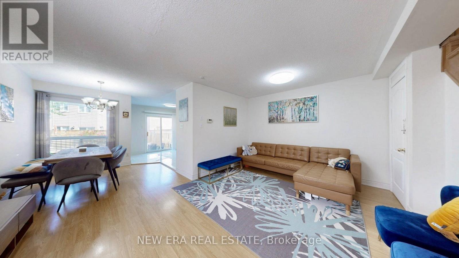 80e597e566f55dfa6b66a6f3e4a01596