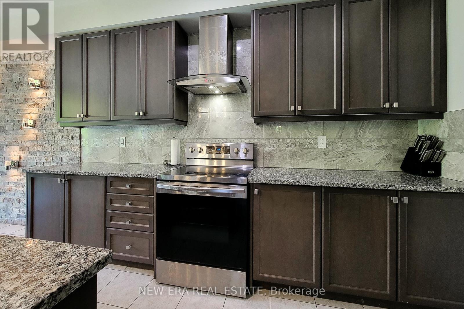 84b80b51c6dfc29d85d8228e27239de2