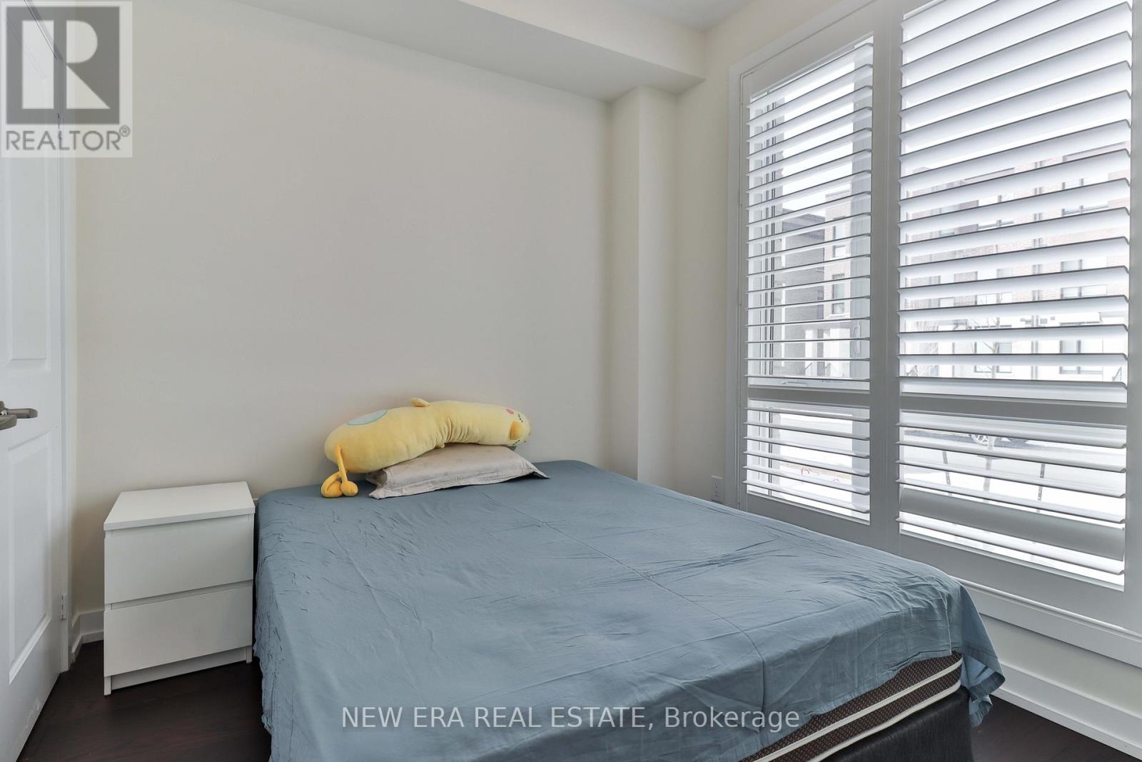 940799609ad7027feff8412a758f2b51