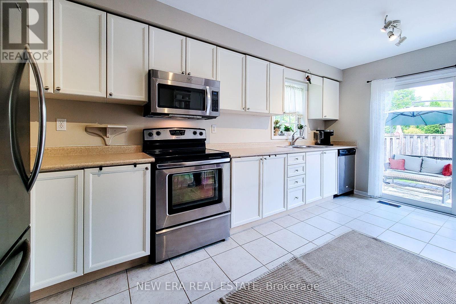 9890b9dd75673bc2617b23a4e2623009