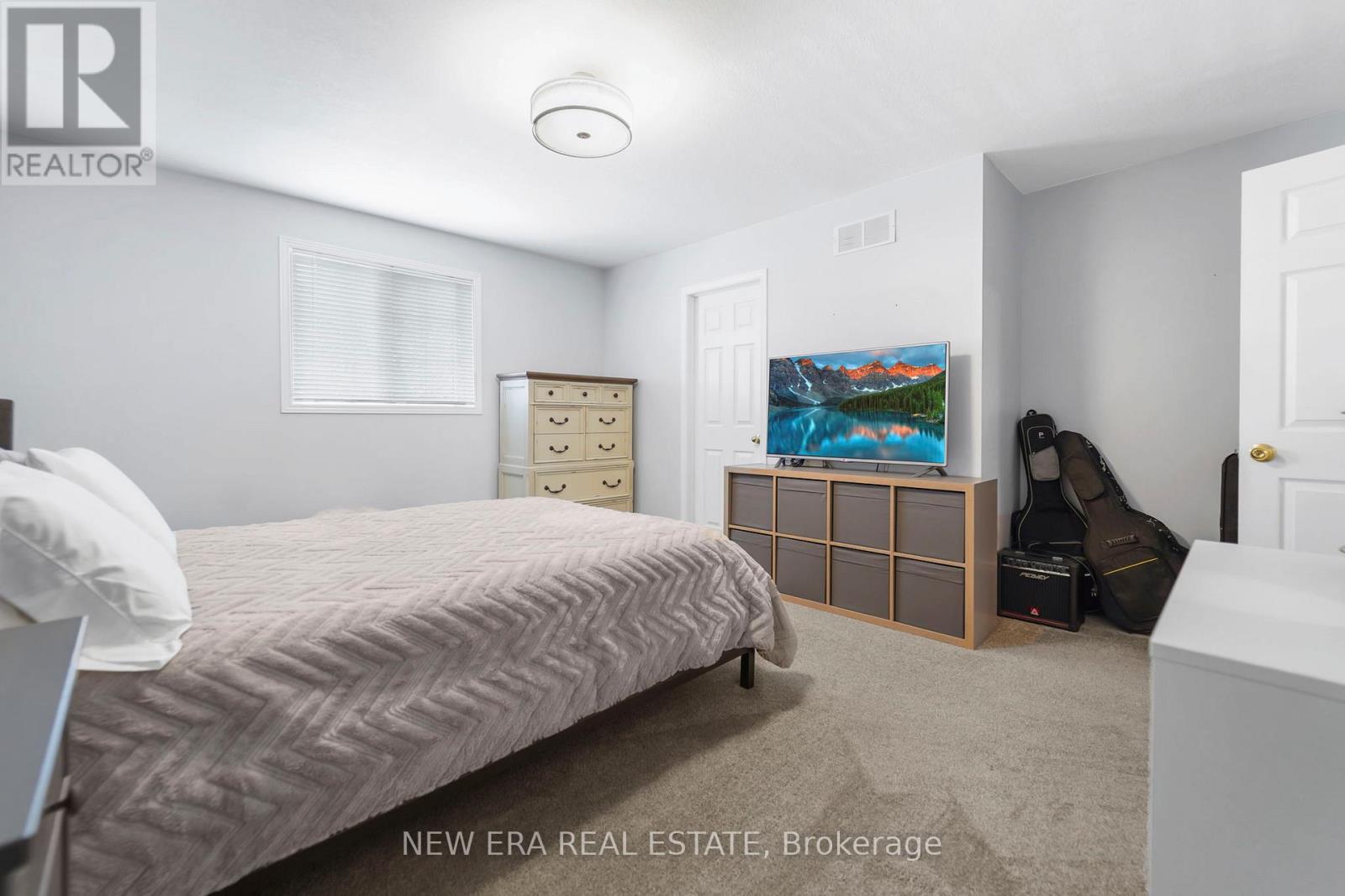 ad2e80e507efbb788260c34eff7e0882