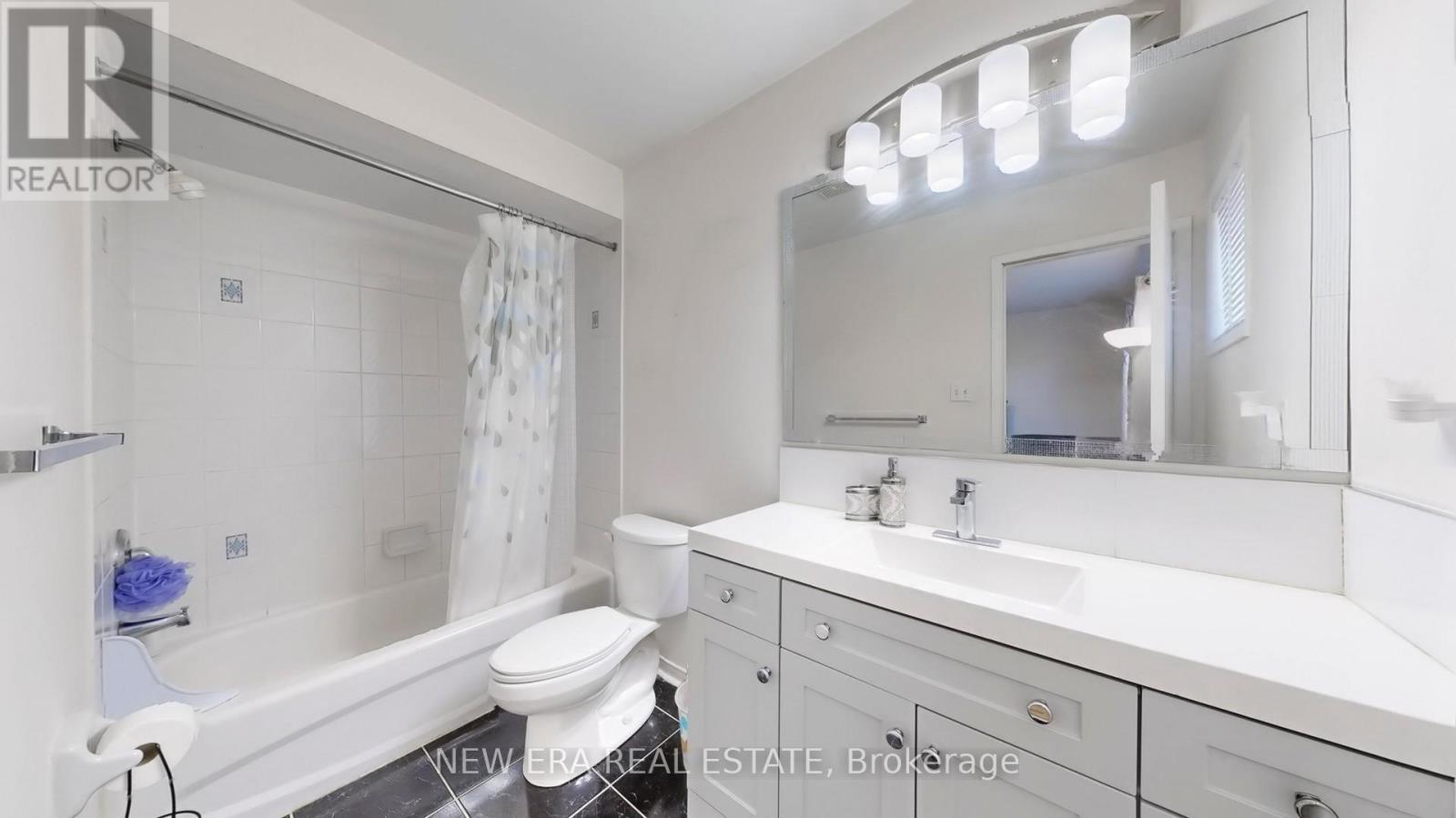 b30370c582117013eef086bce07040e7