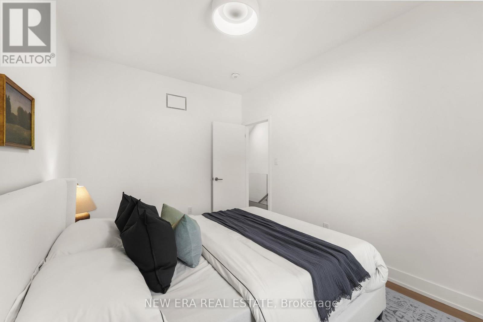 b608361161825a6e68726182a8c3ca47