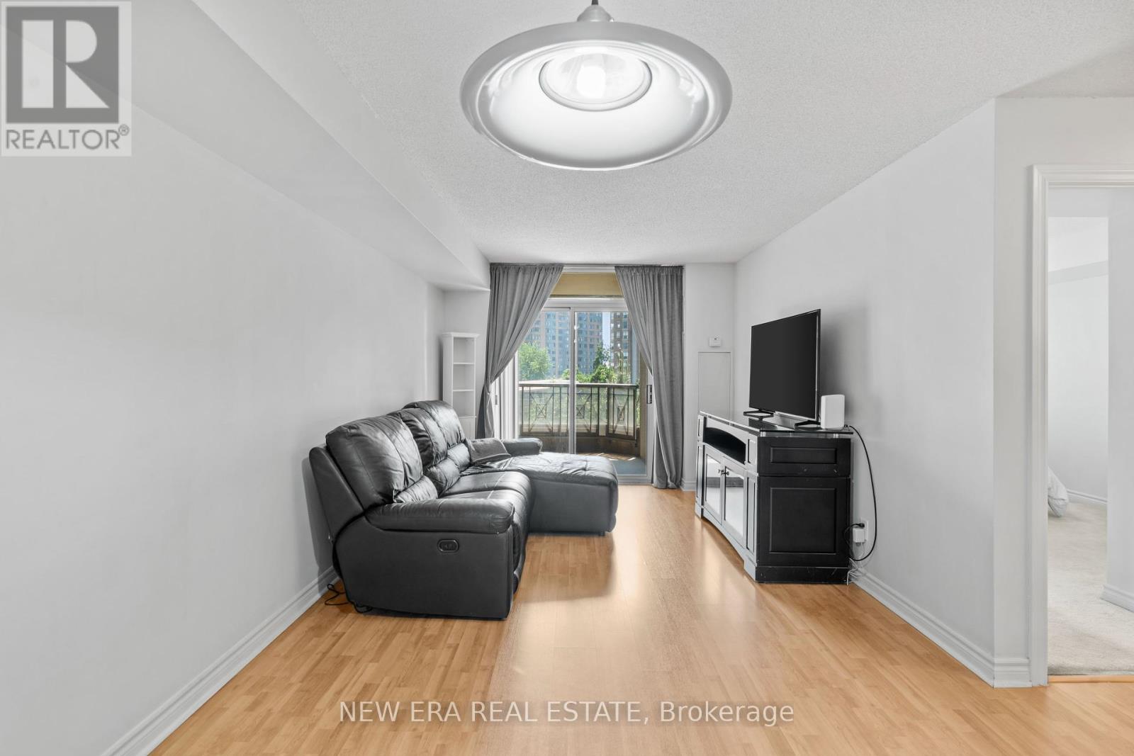 c0e3fb7c9b7c1f3eaa7fa62815a20171