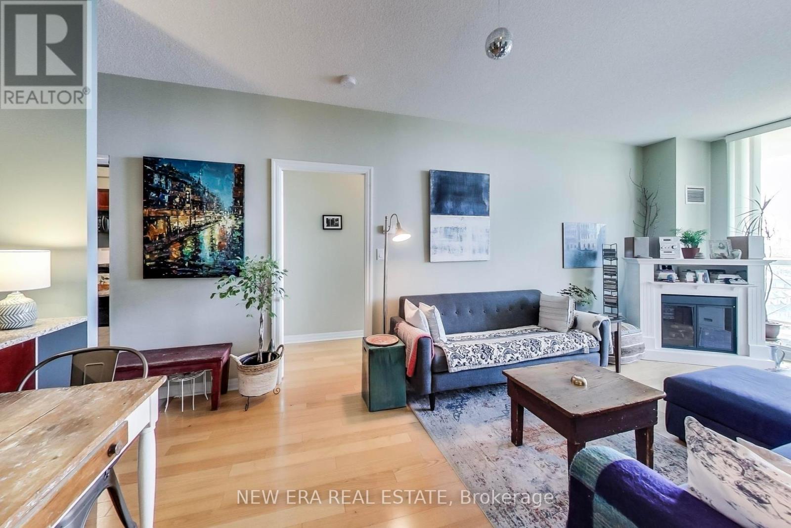 d09b12653f2a4a95ed6df33884e1d59d