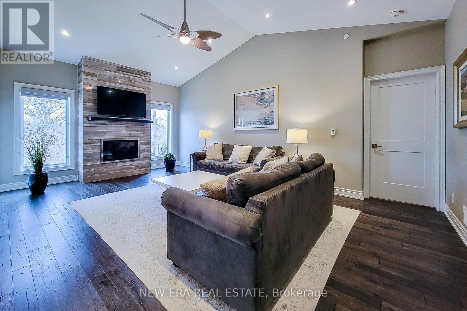 d5167dbb29abb43e7693e544ee13189e